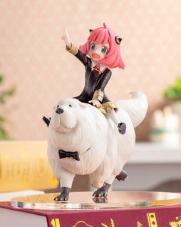 Spy x Family - Sega SPM - Anya Forger with Bond